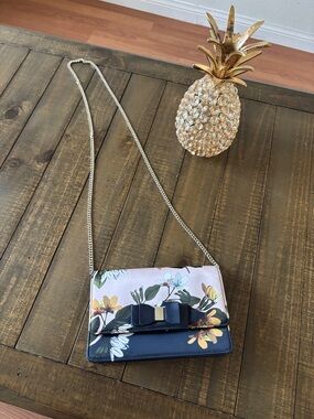 Floral Bow Crossbody Bag in Navy and Pink